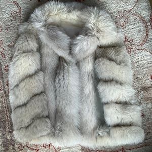 Vintage Fox Fur coat in great condition
